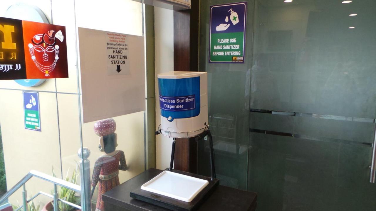 Madhav Muskan Residency Mathura Exteriör bild