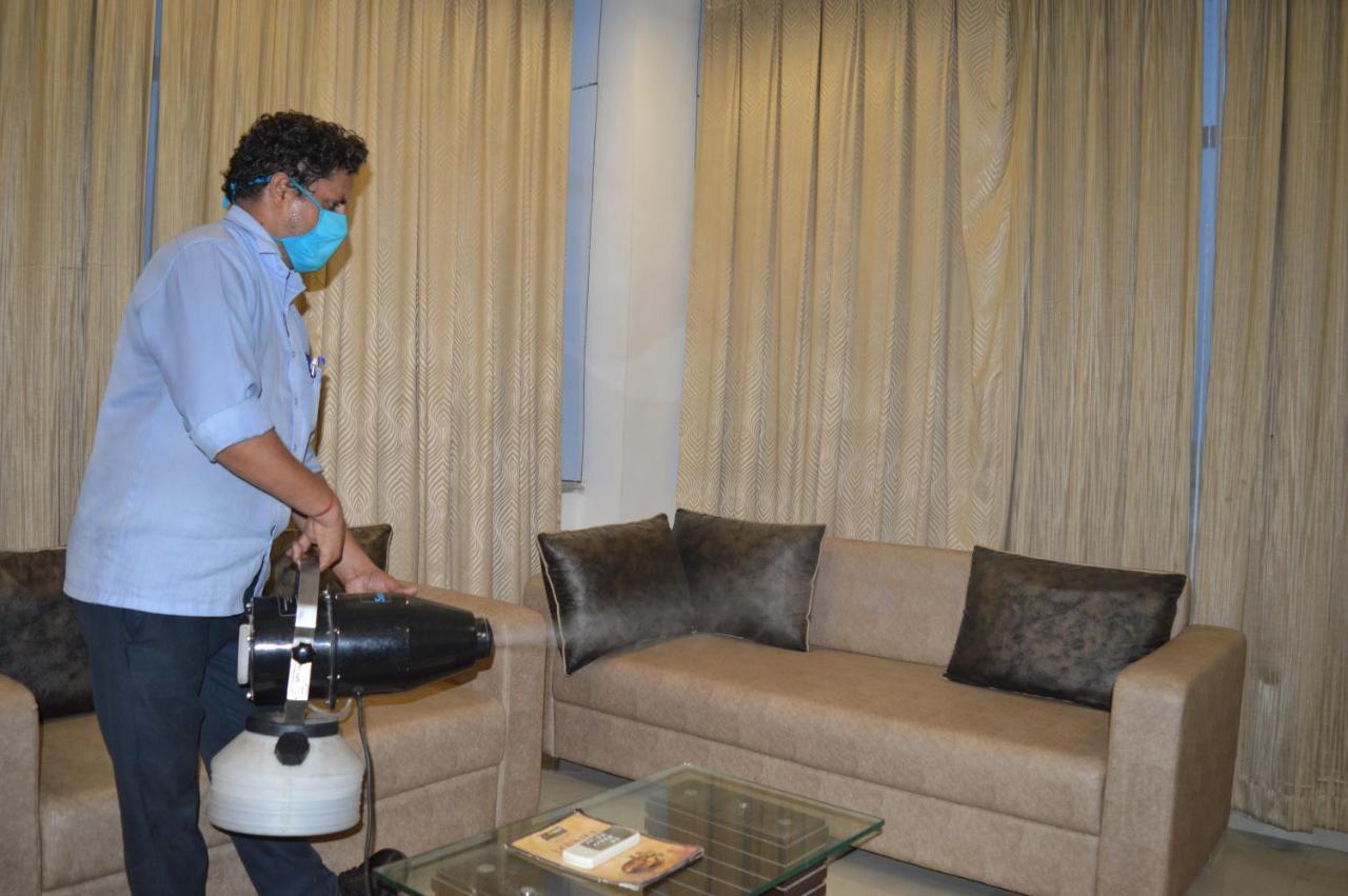 Madhav Muskan Residency Mathura Exteriör bild