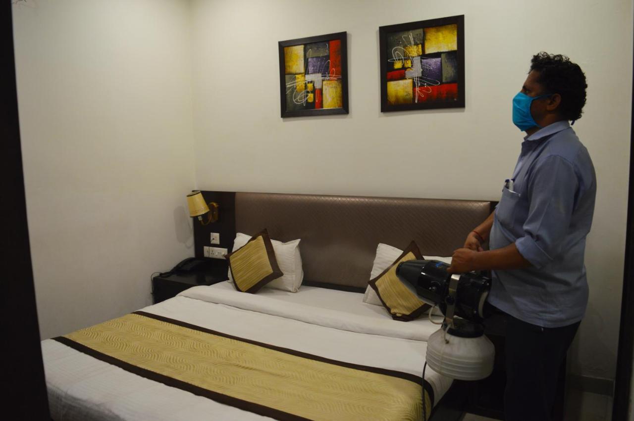 Madhav Muskan Residency Mathura Exteriör bild