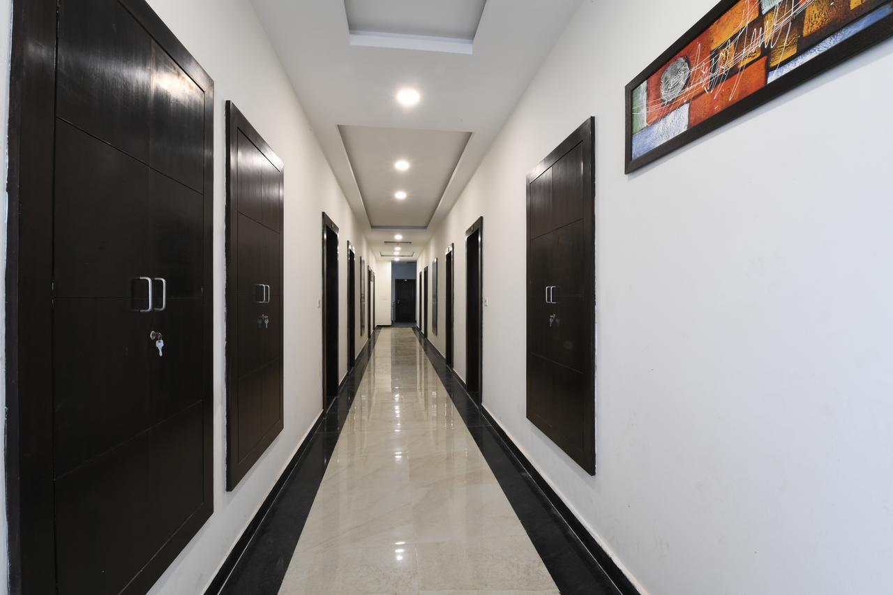 Madhav Muskan Residency Mathura Exteriör bild