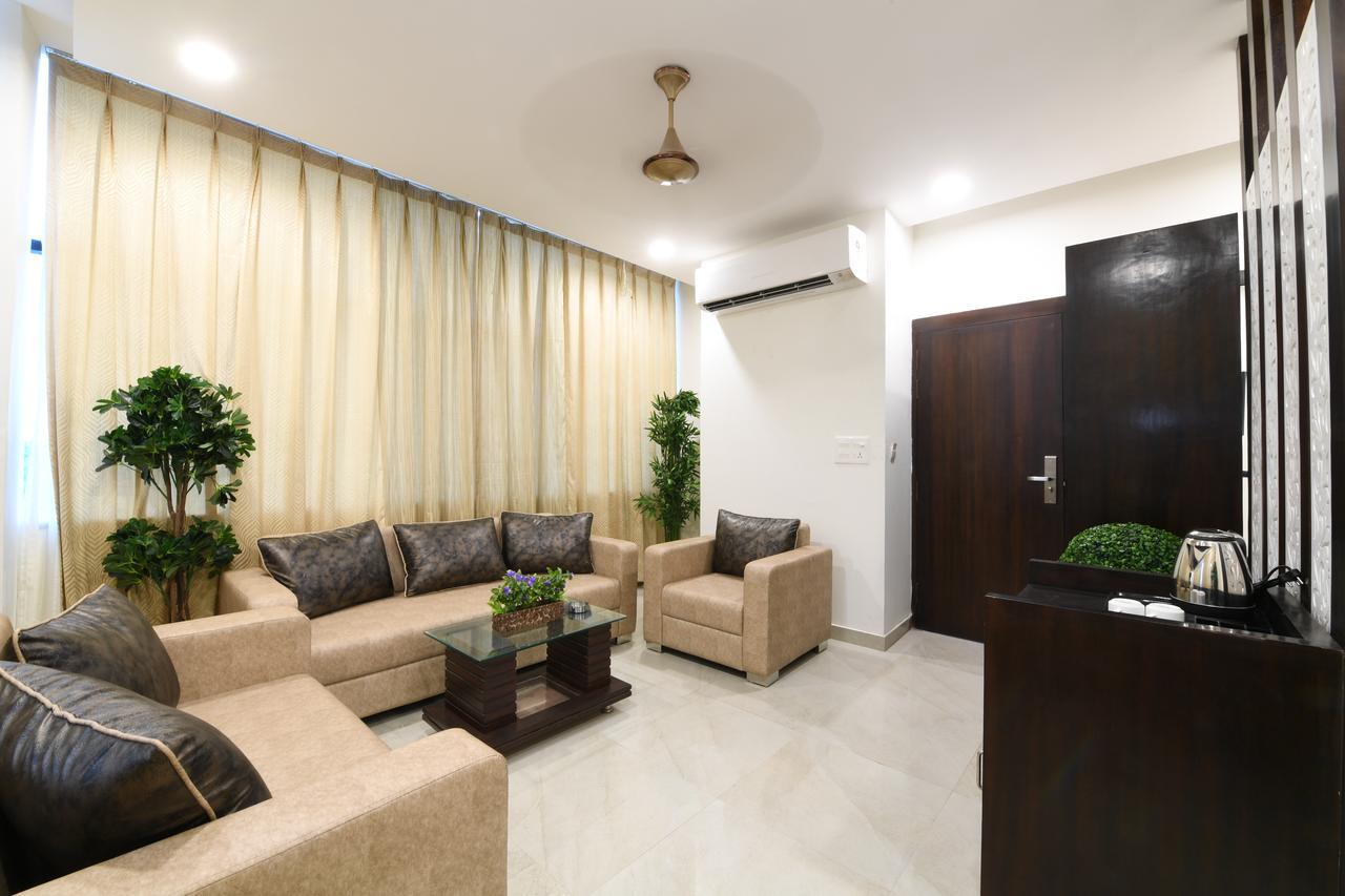 Madhav Muskan Residency Mathura Exteriör bild