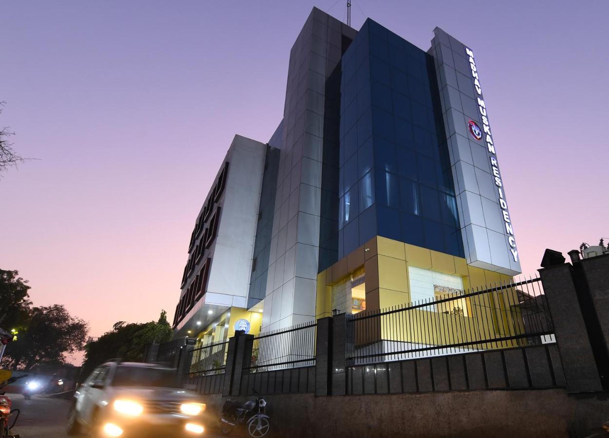 Madhav Muskan Residency Mathura Exteriör bild